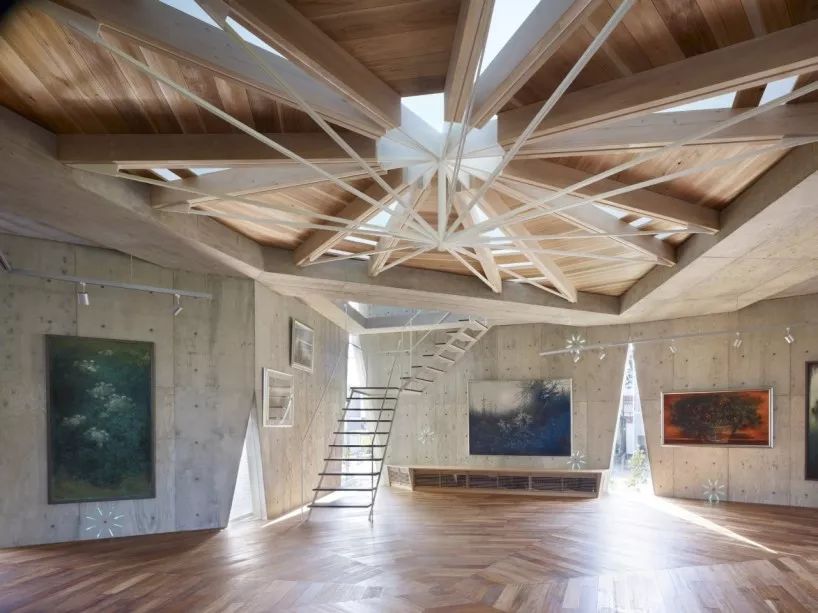 小面積文化展廳如何設(shè)計出更大空間效果?插圖(2) 圖片